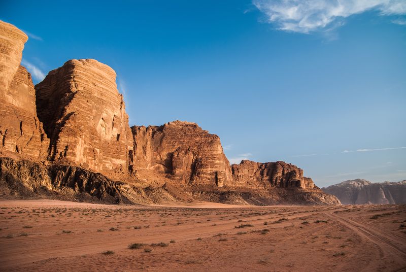 Circuit en 4x4 de 02 heures dans le Wadi Rum (avec ou sans nuitée) (WR-JHT-001)